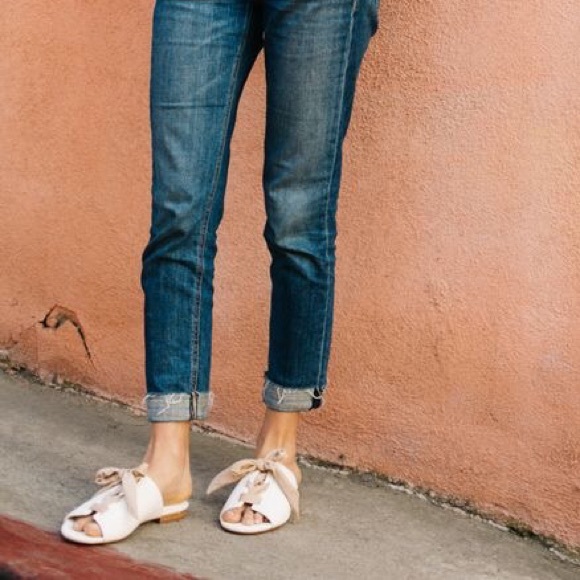 NIB Nude Soft Laces Chic Mule Slide Sandals - Picture 5 of 8